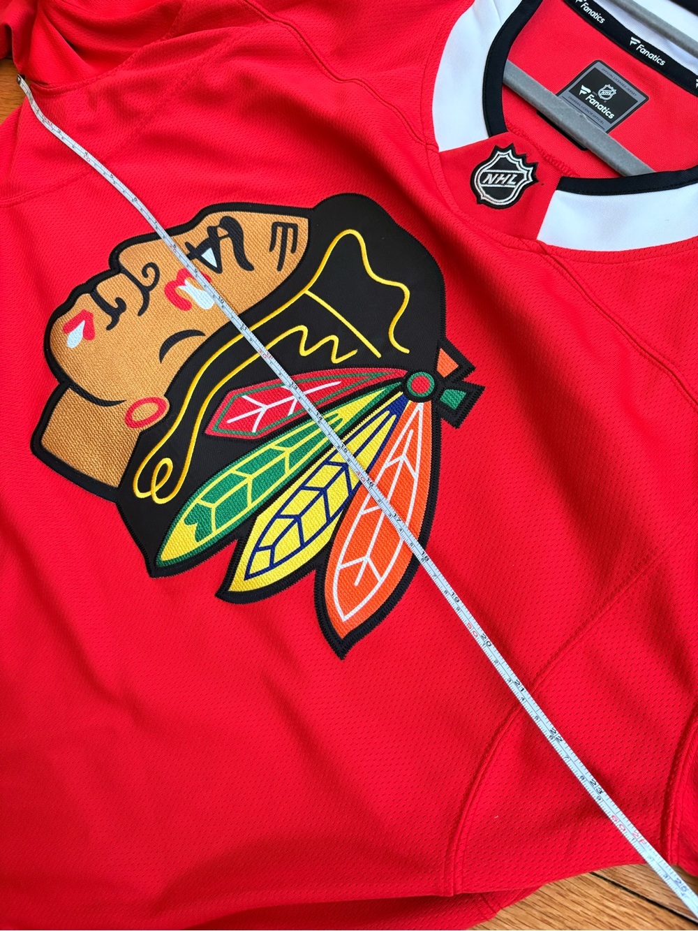 Fanatics Chicago Blackhawks Red NHL Jersey Official Licensed Hockey Fan Gear - Picture 6 of 7